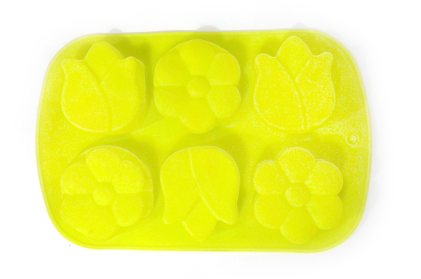 Silicone Muffin Baking Tray Chocolate Moulds soap Flower Shaped